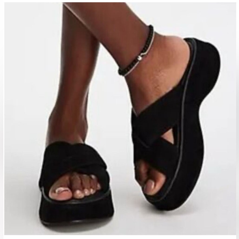 Free People NEW Black Suede Leather Asbury
Flatform Sandal Slides Size 7